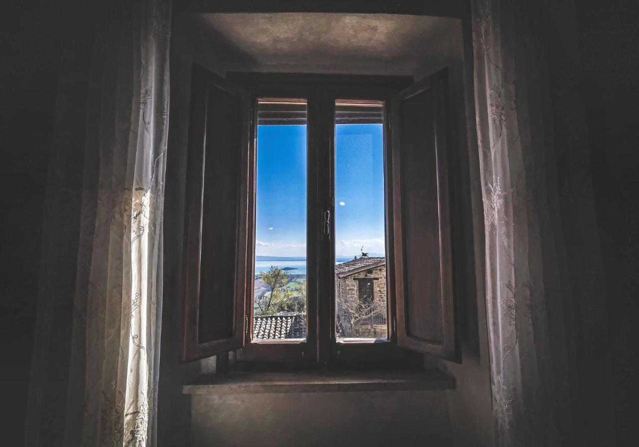 Di Colle In Colle - Agriturismo Пассиньяно-суль-Тразимено Экстерьер фото